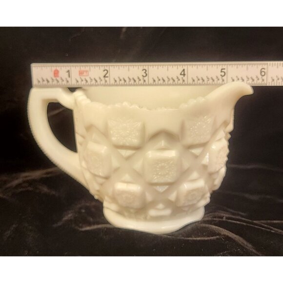 Vintage Westmoreland Milk Glass Creamer - Picture 11 of 14